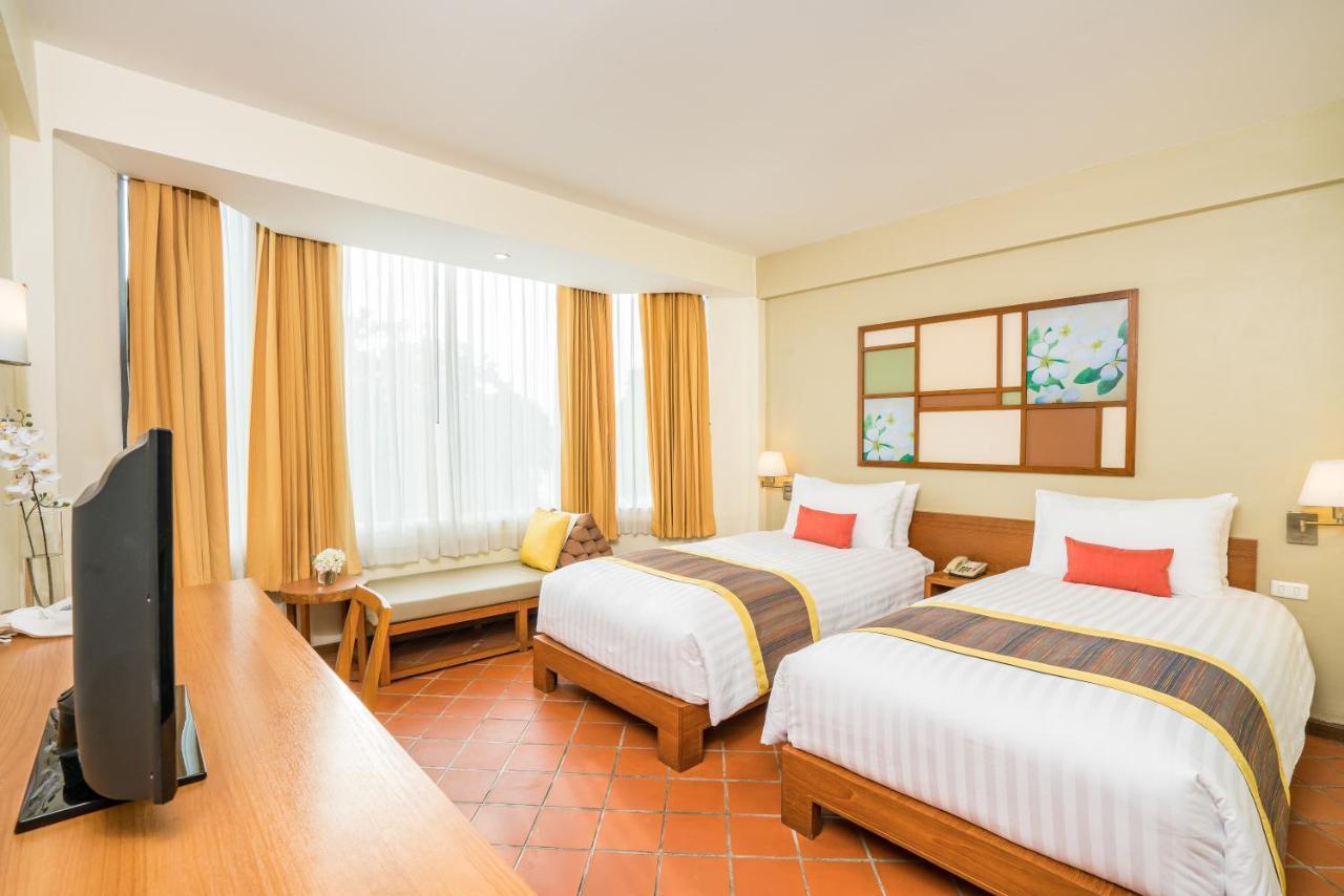 Cosy Beach Hotel - Sha Extra Plus Pattaya Eksteriør billede