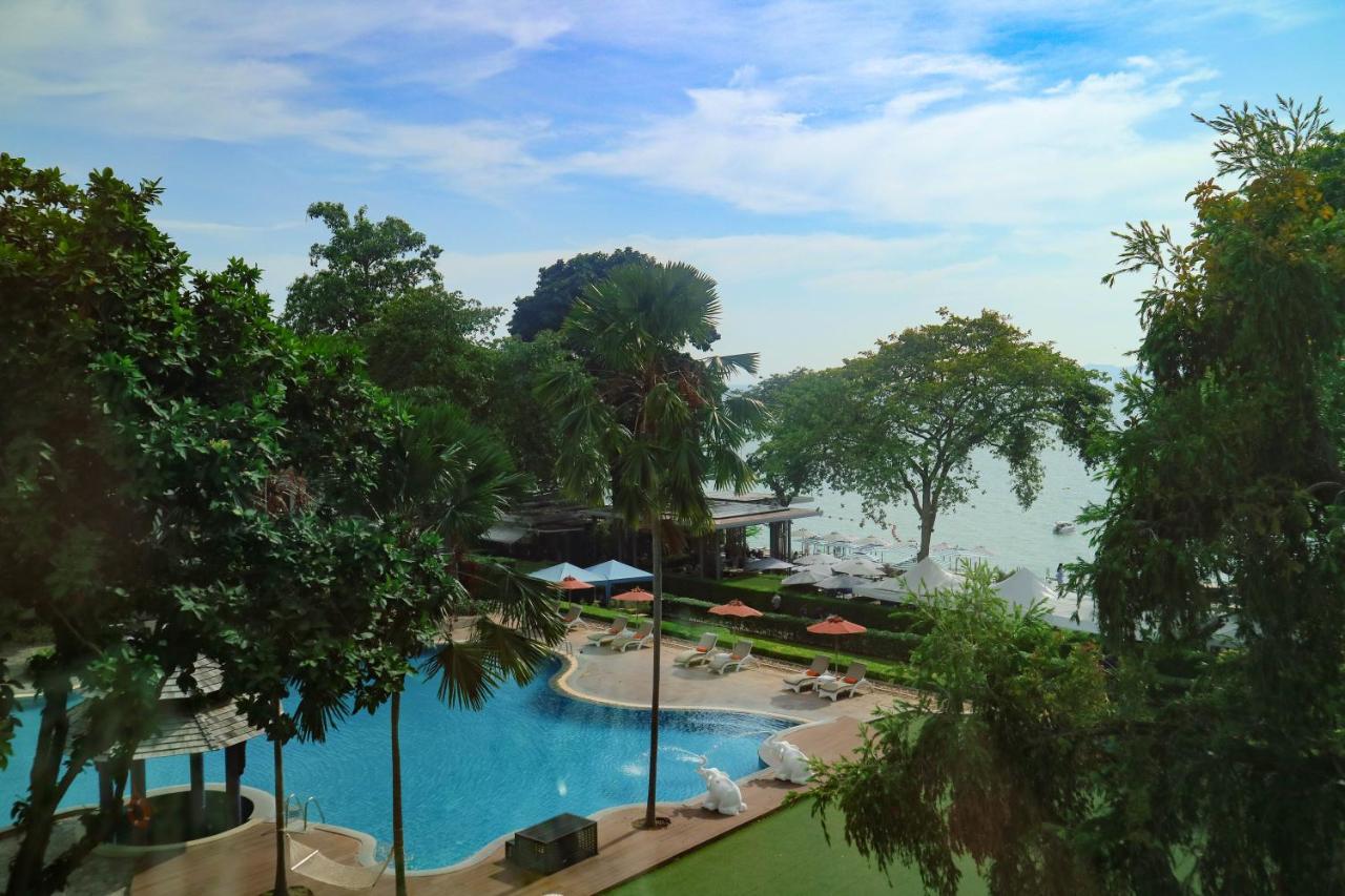 Cosy Beach Hotel - Sha Extra Plus Pattaya Eksteriør billede
