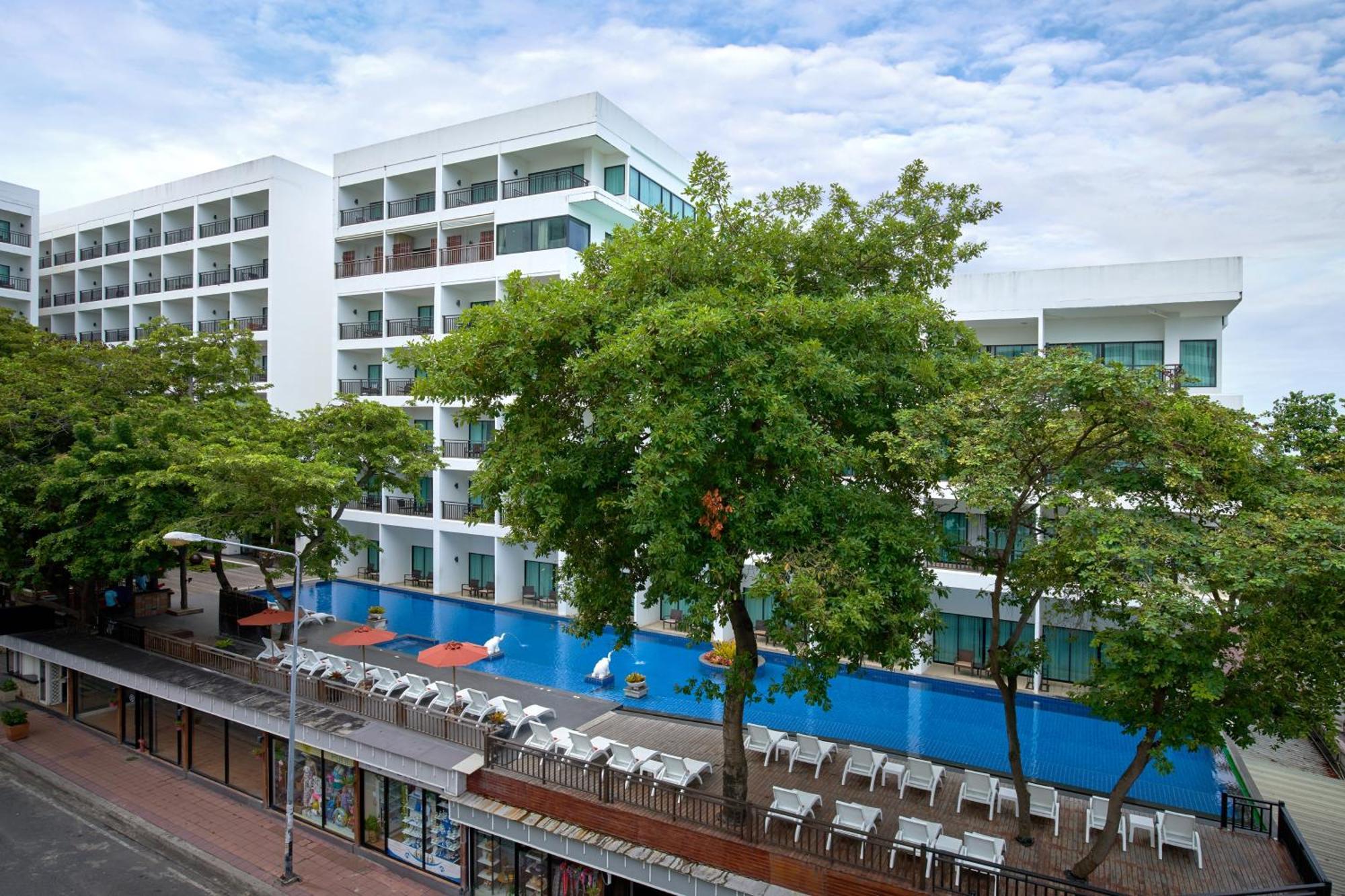 Cosy Beach Hotel - Sha Extra Plus Pattaya Eksteriør billede
