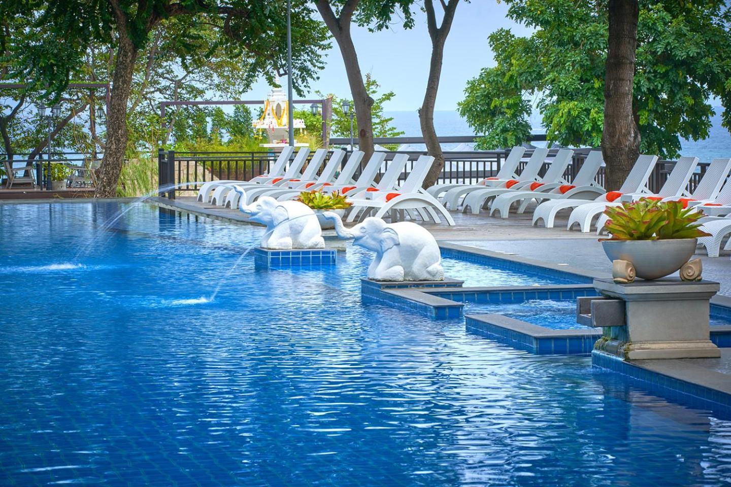Cosy Beach Hotel - Sha Extra Plus Pattaya Eksteriør billede